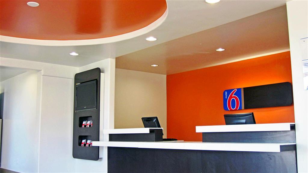 Hawthorn Suites Victorville Interno foto